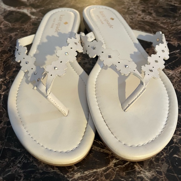 Kate Spade White Floral Embellished Sandals - Picture 2 of 12